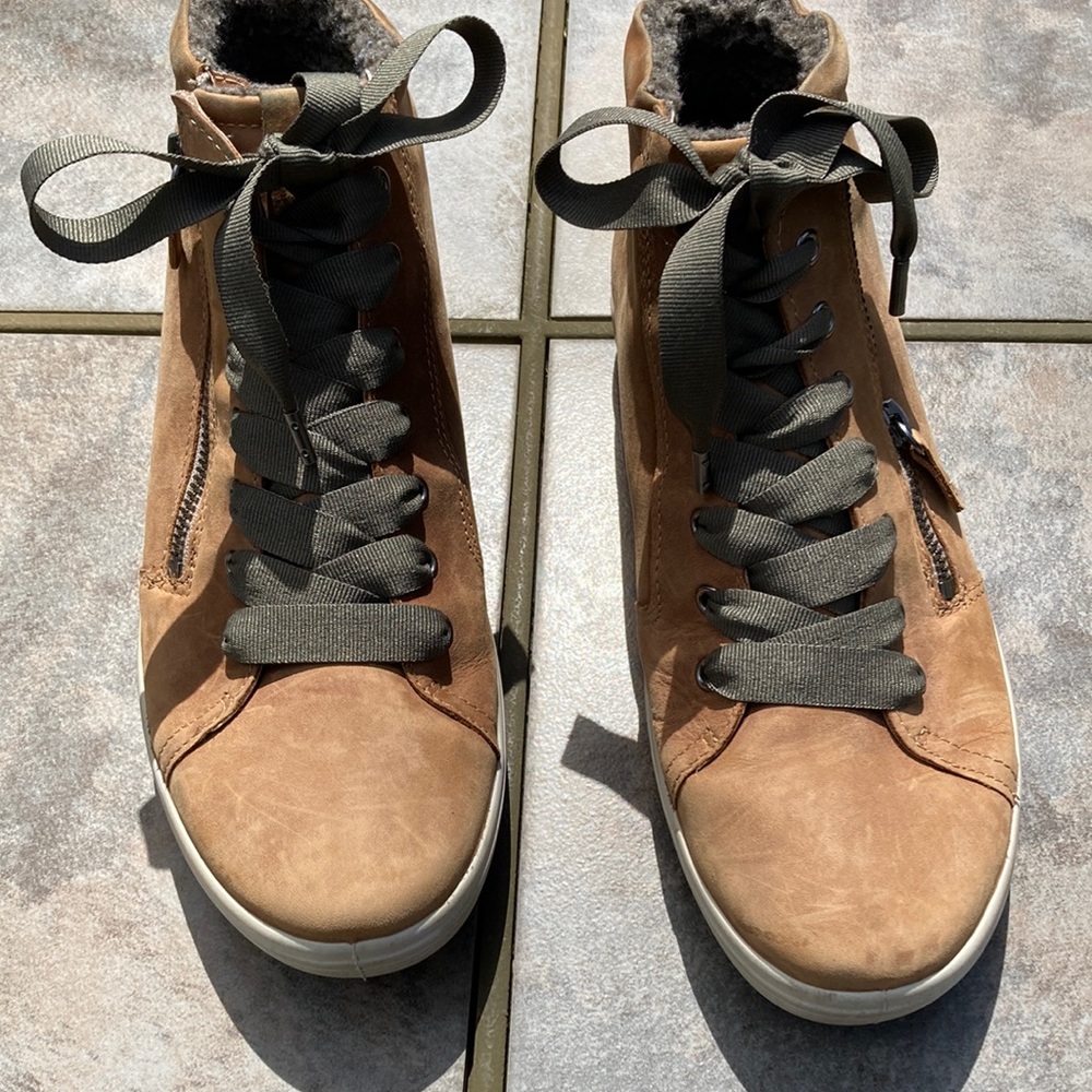 Ecco sneaker/bootie weatherproof